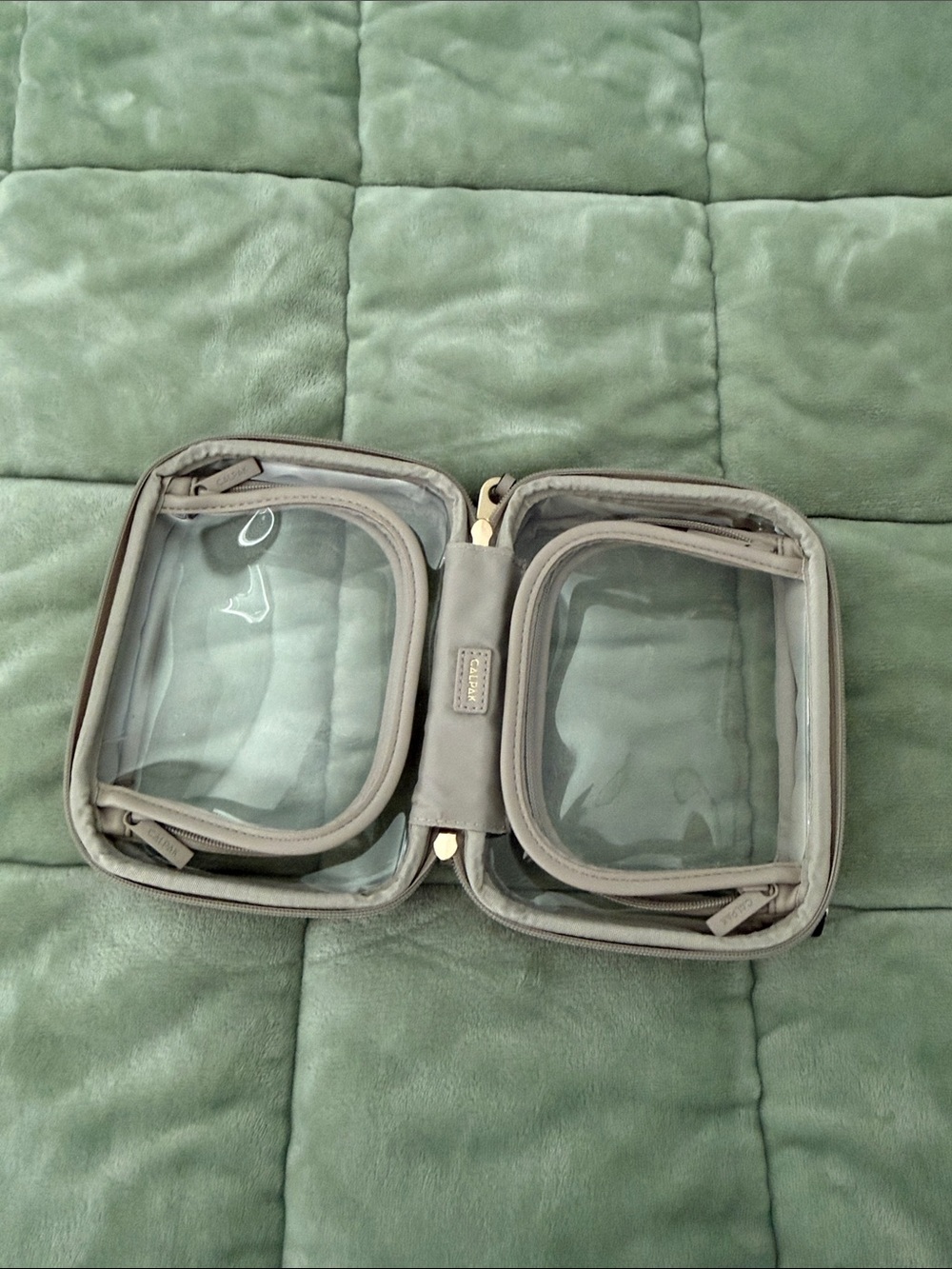 CALPAK small clear cosmetic case - Picture 2 of 4